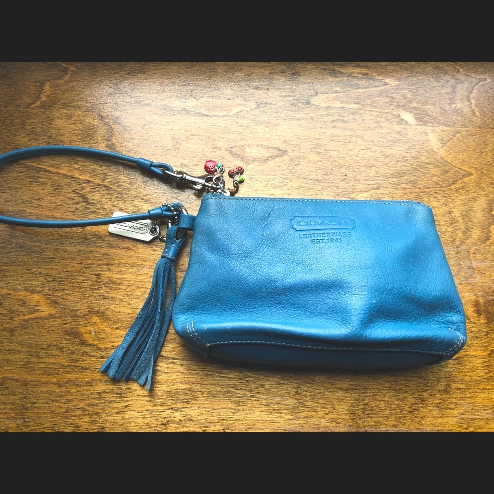 Small coach wrist purse